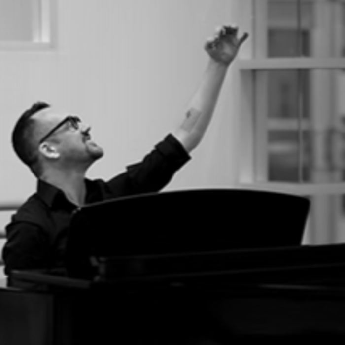 Certificate in Applied Voice Pedagogy with Adam Roberts